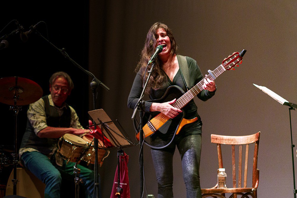 TOMBOLA E CUMBIA CON LA PICCOLA ORCHESTRA ORIENTABILE A POGGIO TORRIANA